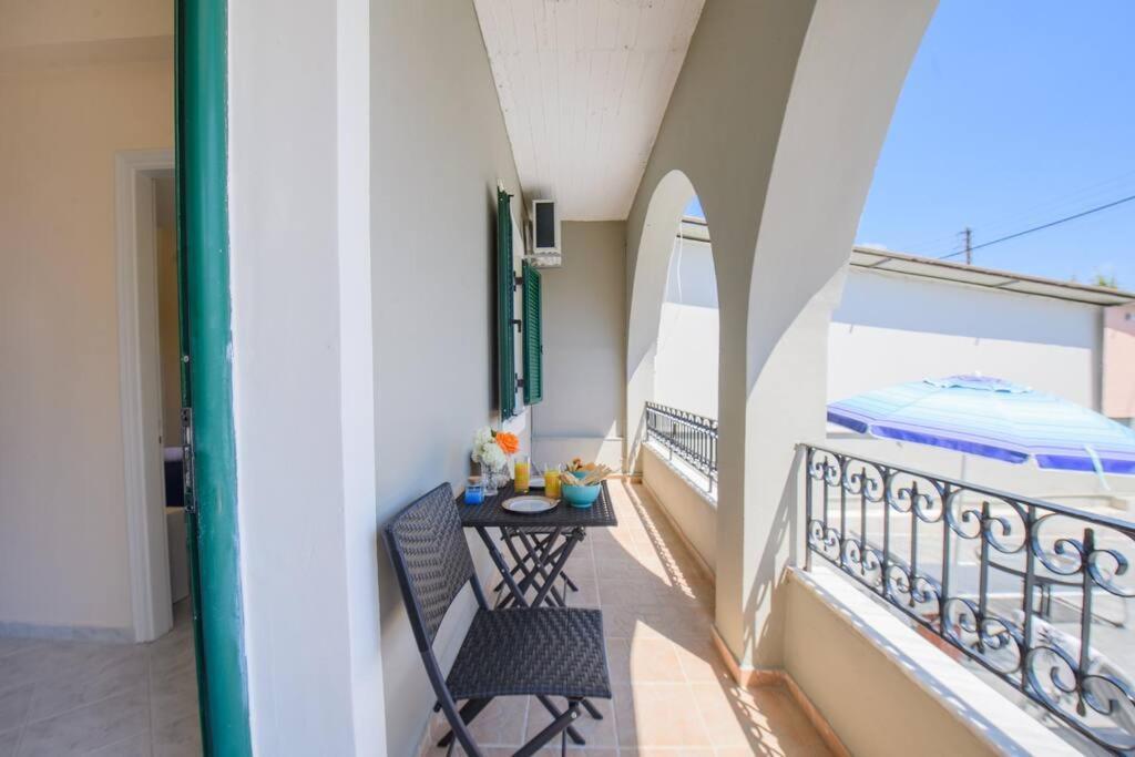Fotini's By The Sea Apartment Petrití